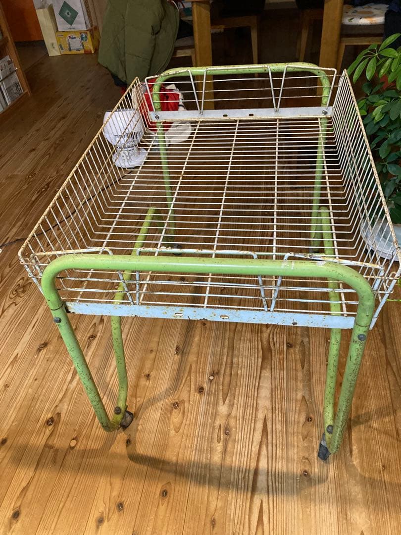 昭和レトロ　ワイヤーワゴン　キャスター付　店舗什器　シャビージャンクガーデン④