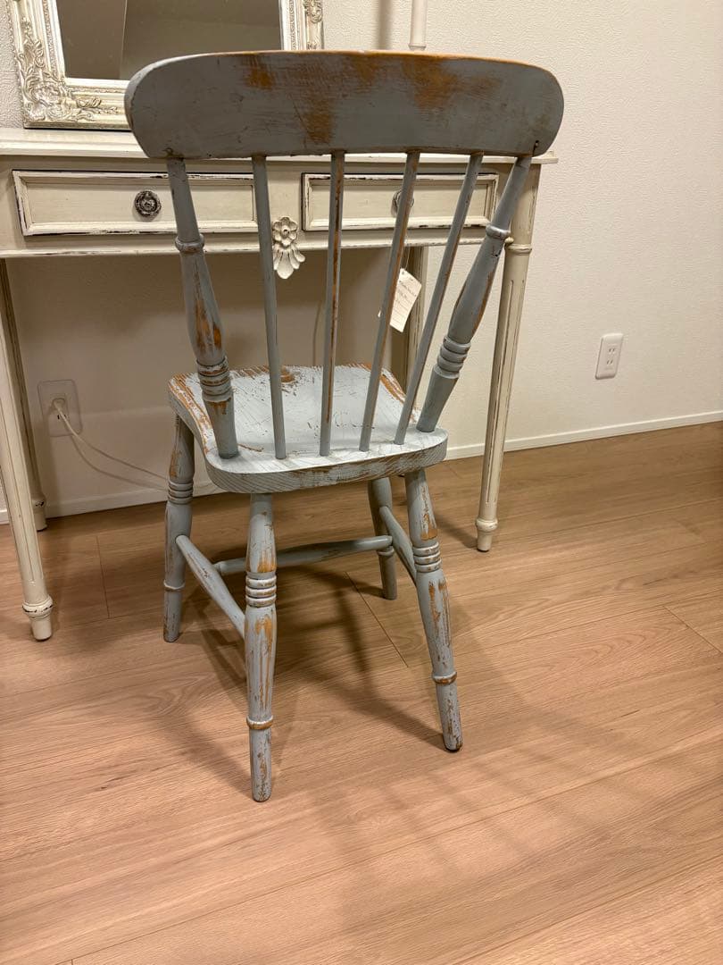 池田市モビリグランデにて購入4点セット(鏡、チェア、コンソール、スタンド照明)