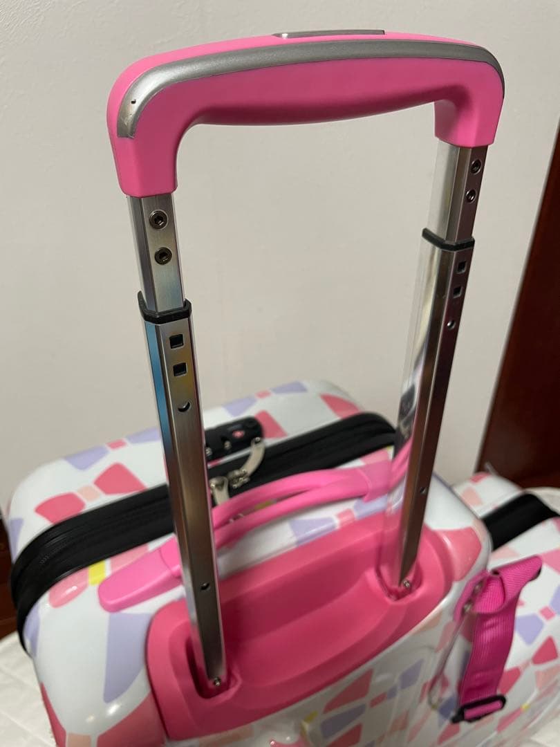 NORICCO ノリッコ 子供が乗れる キャリーケース TSAロック リボン柄♪
