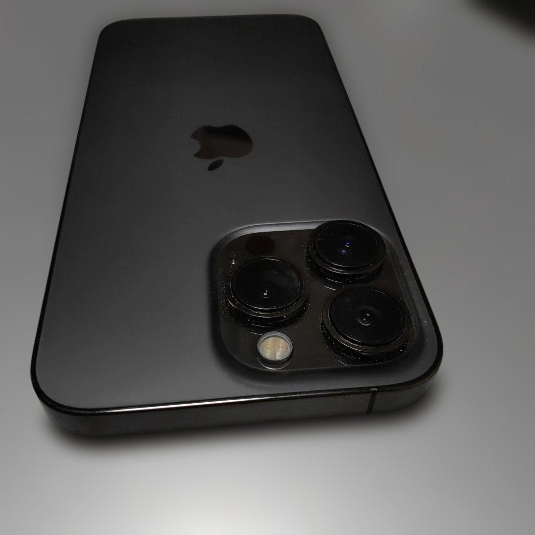 早い者勝ち！超美品　iphone13 pro　本体　 ブラック　艶消しブラック