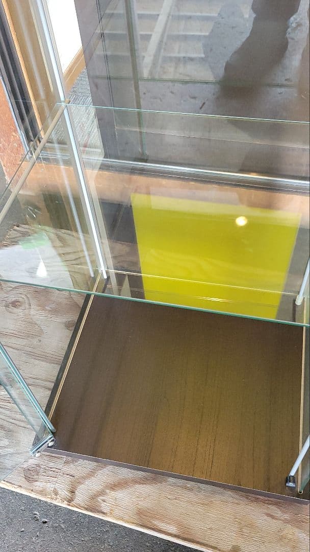 ひかる-引取限定！IKEA DETOLF ガラスショーケース 照明付