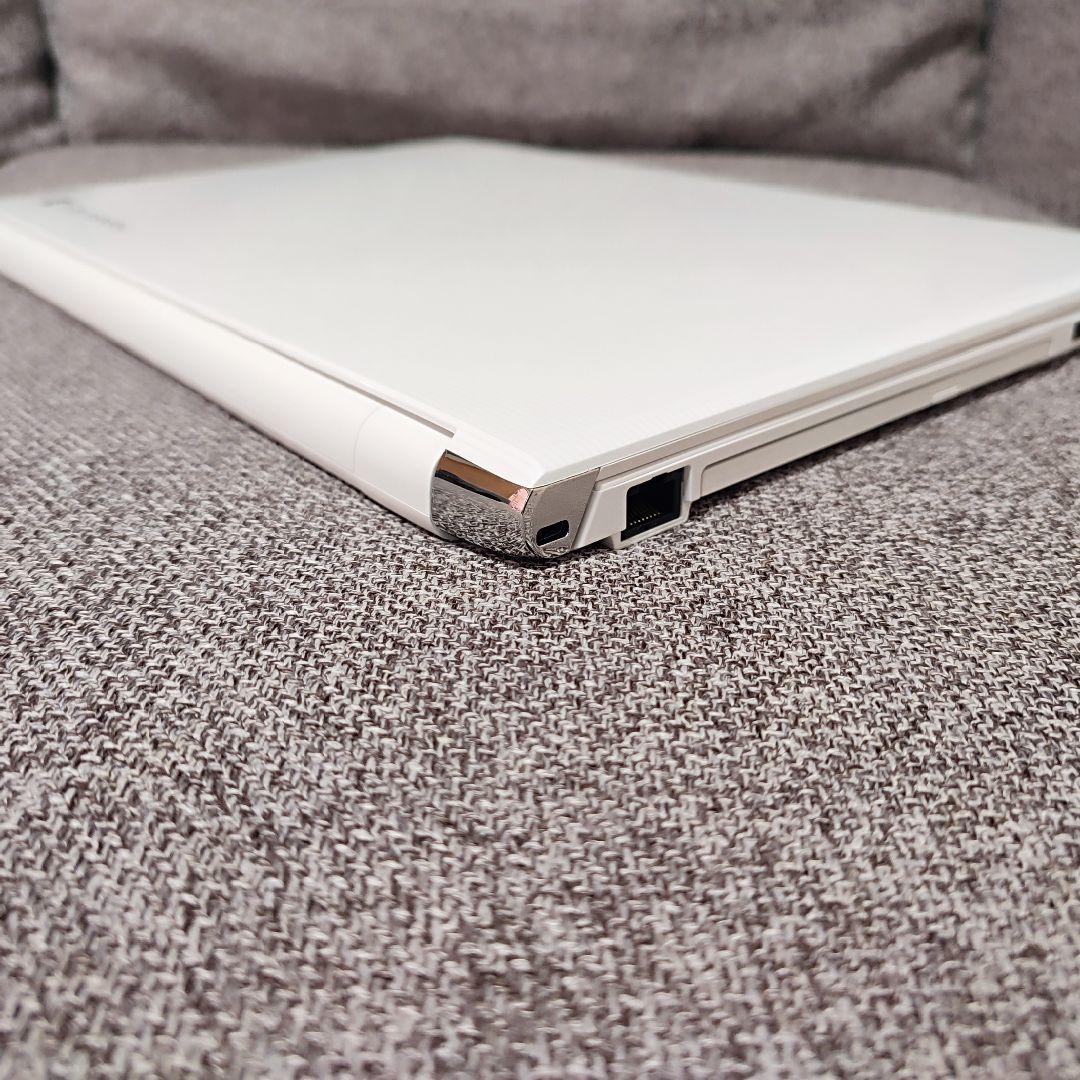 【バッテリーOK美品】dynabook 8GB SSD 256GB