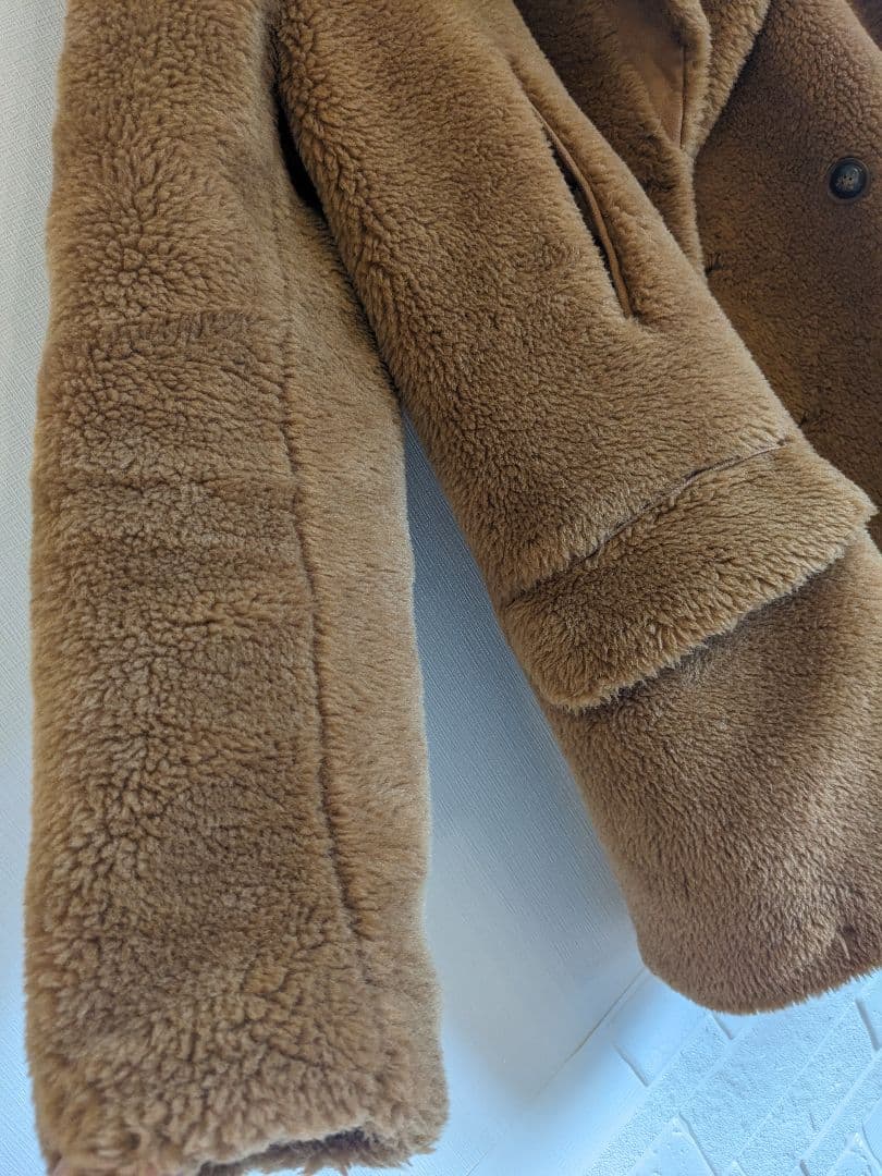 hattさん【美品】UGG フラッフピーコート