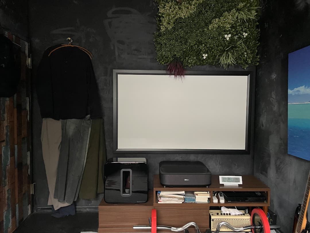 EH-LS300 EPSON超短焦点4Kプロジェクター&対応スクリーン60インチ