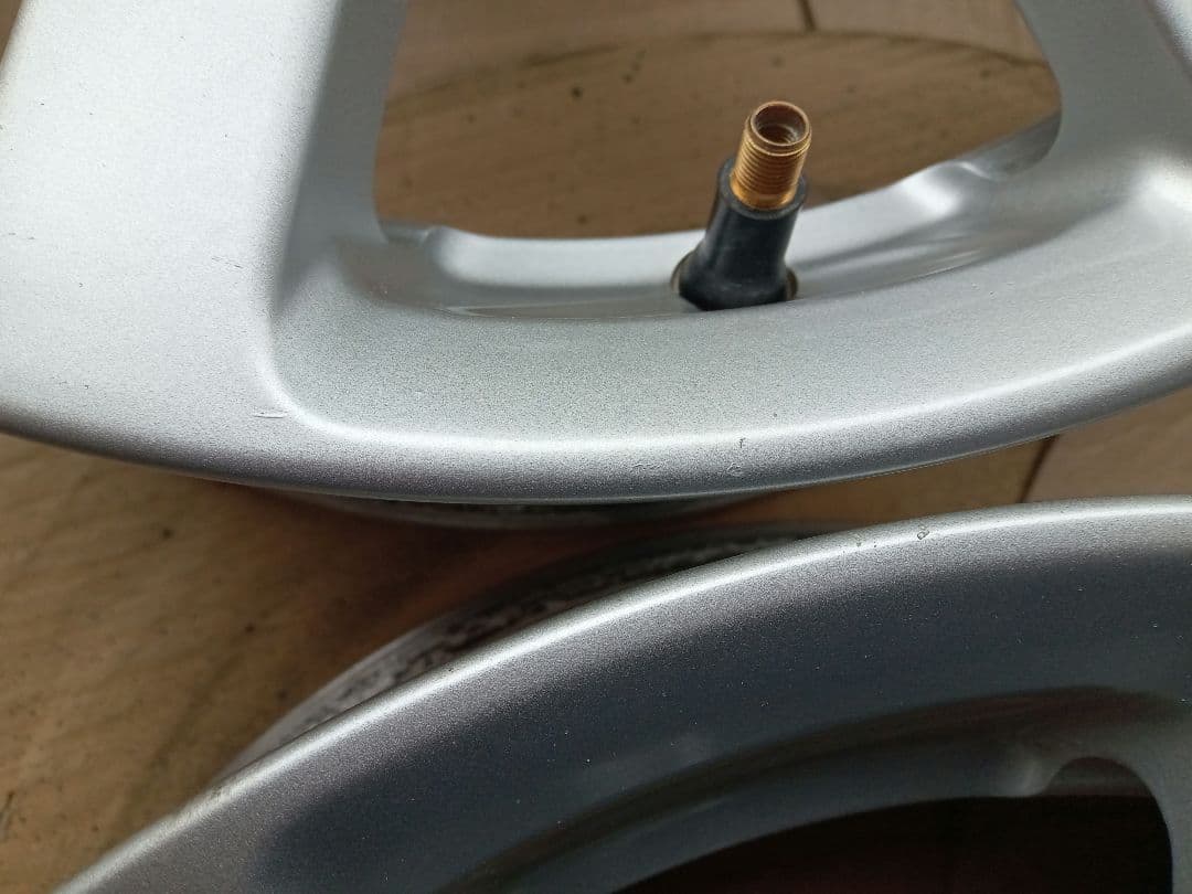 ダイハツ純正１４インチホイール