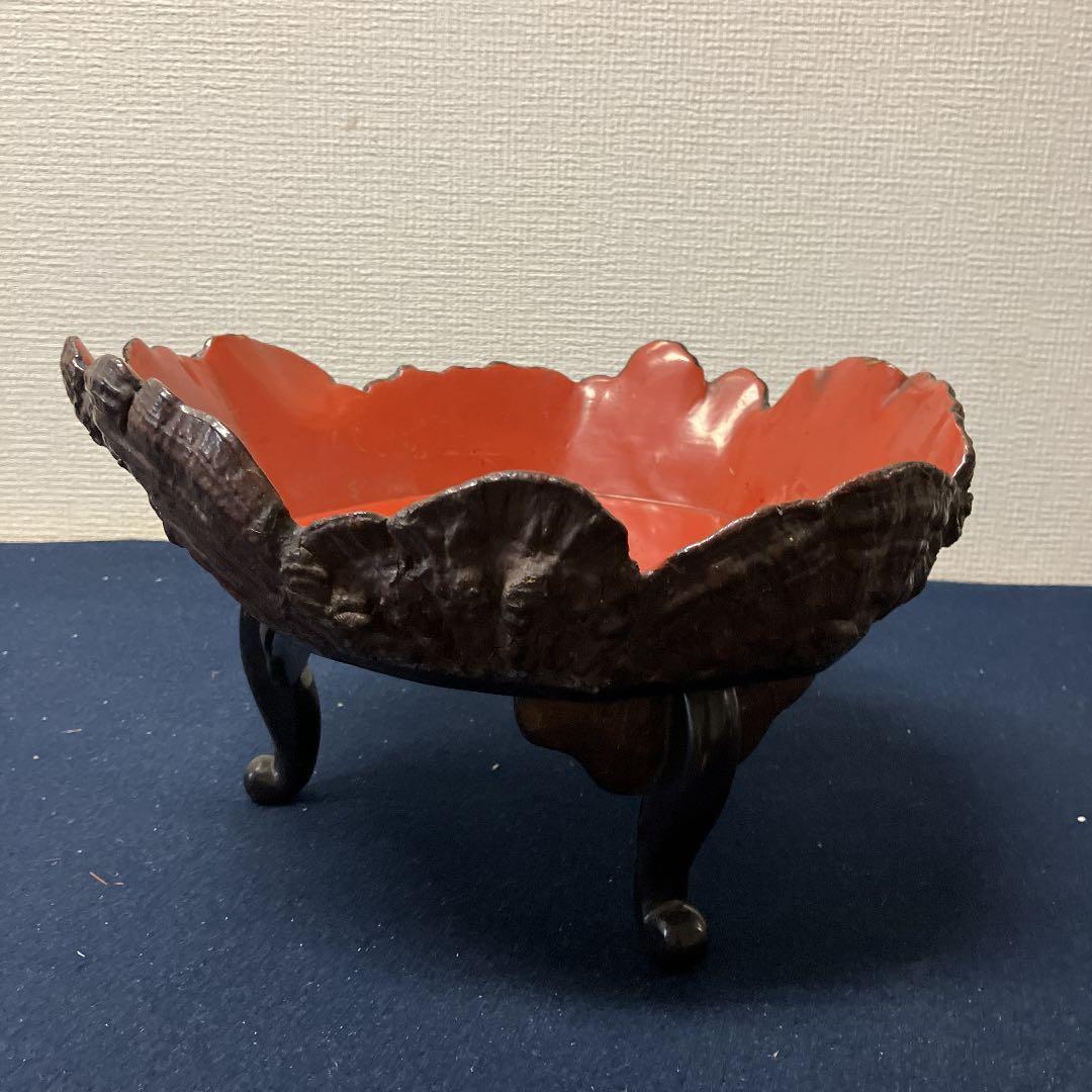 漆器　猿のこしかけの盛器