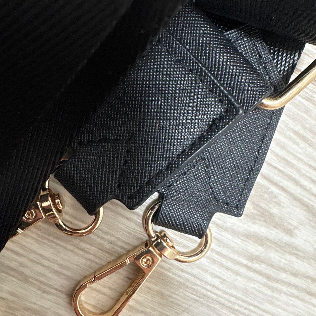 プラダ ノベルティ ショルダーバッグ