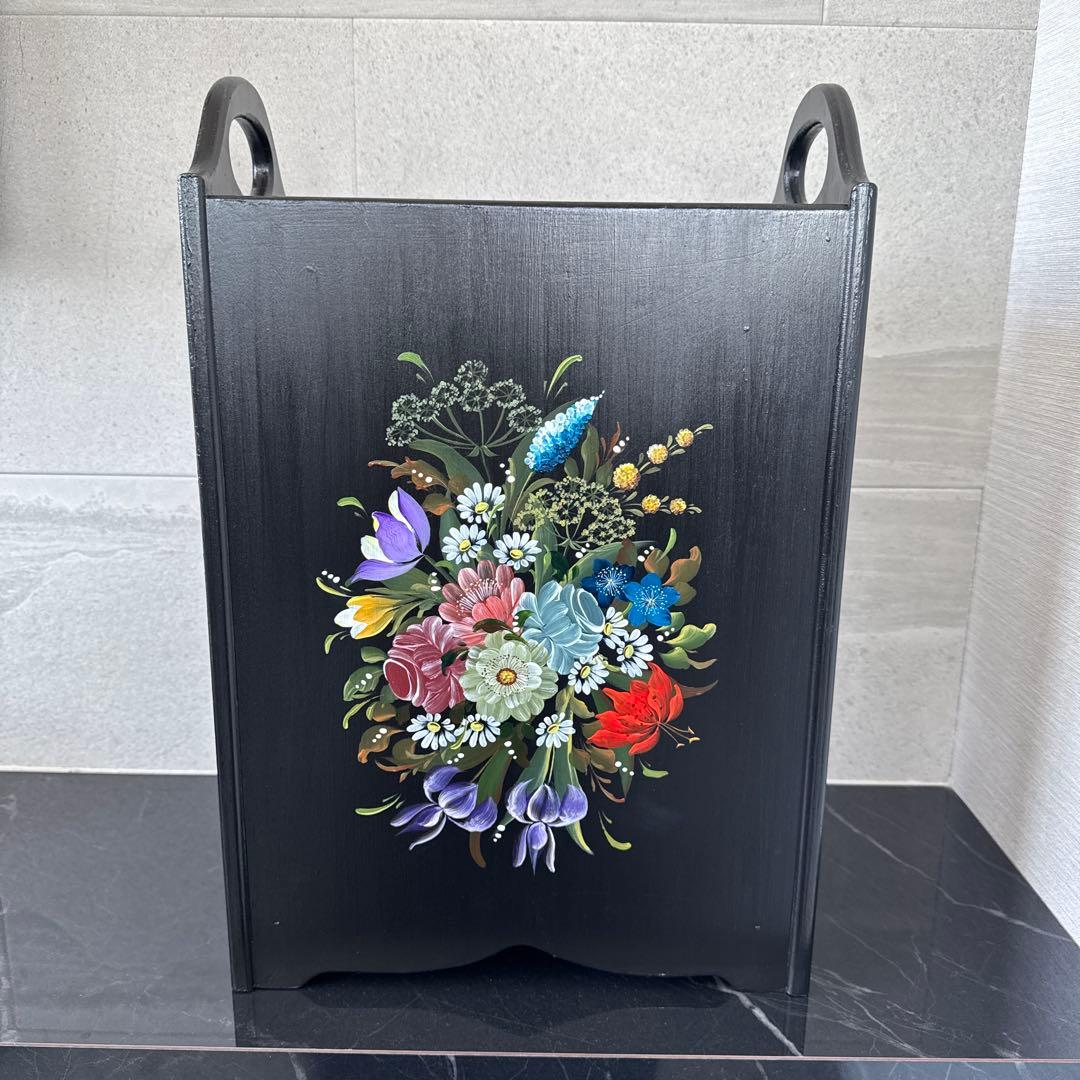 トールペイント (アッセンデルフト)マガジンラック