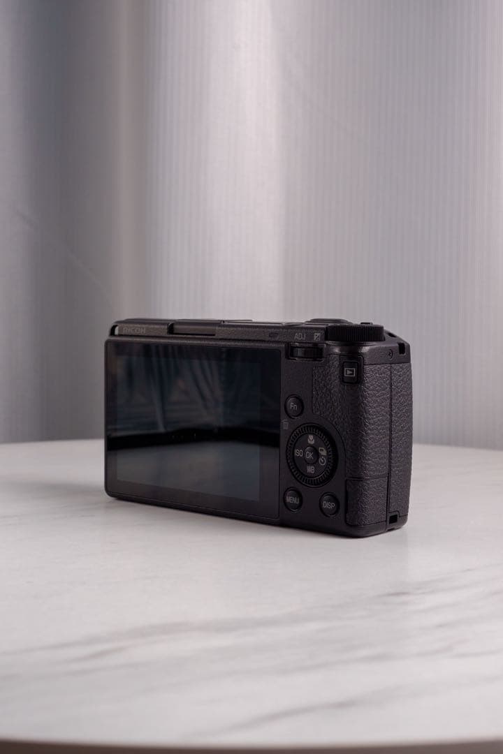 【美品|シャッター数 591回】RICOH GR IIIx (ケース付き)