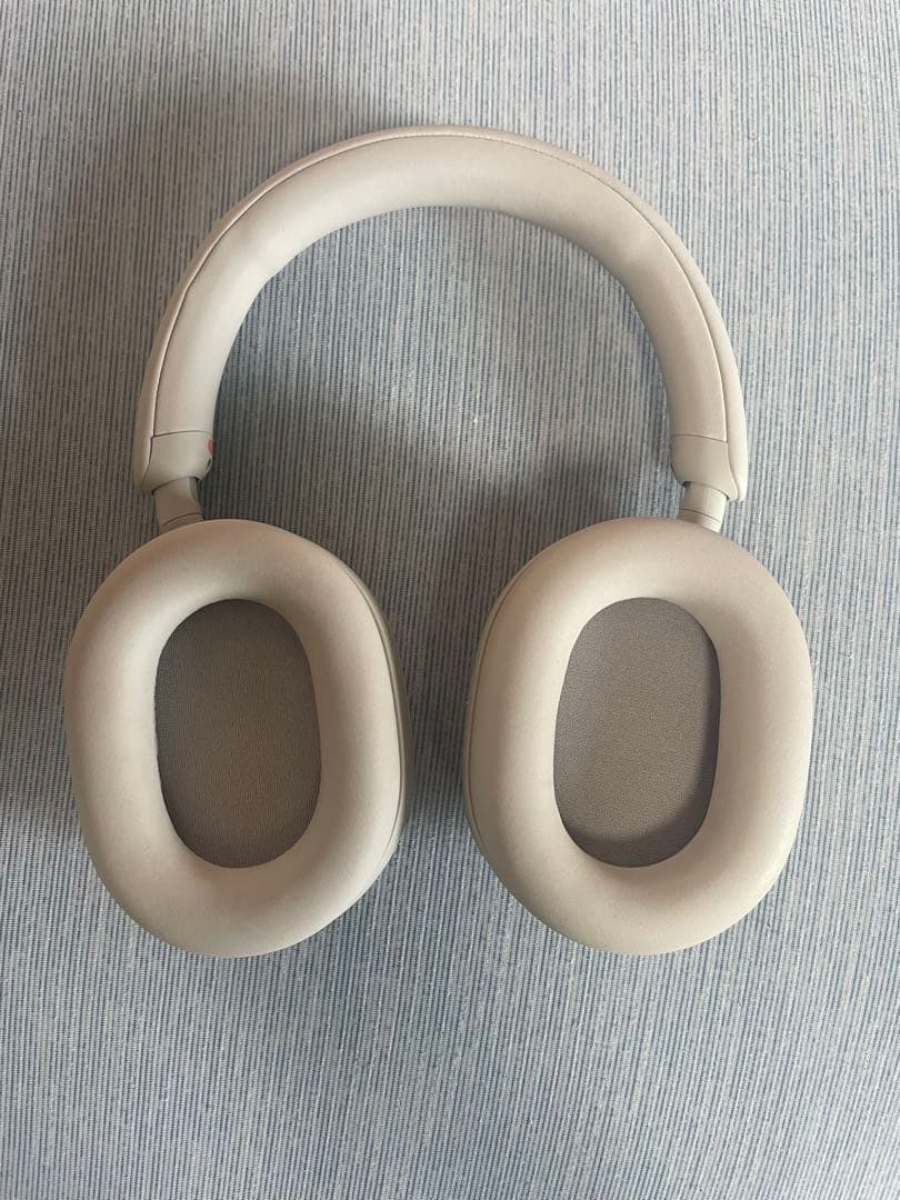 ソニーワイヤレスヘッドホン WH-1000XM5 値下げ受付中