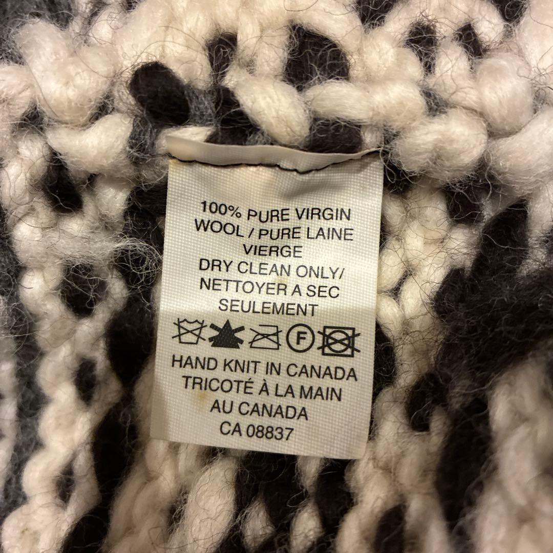 Knitata ビンテージモデル　エンブレム柄 カーディガン　カナダ製