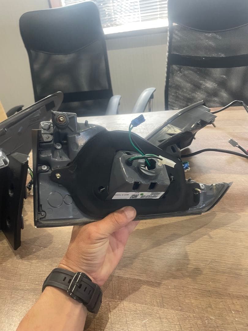 イーグルアイ　EAGLE EYES テールランプCT200h ブラッククローム