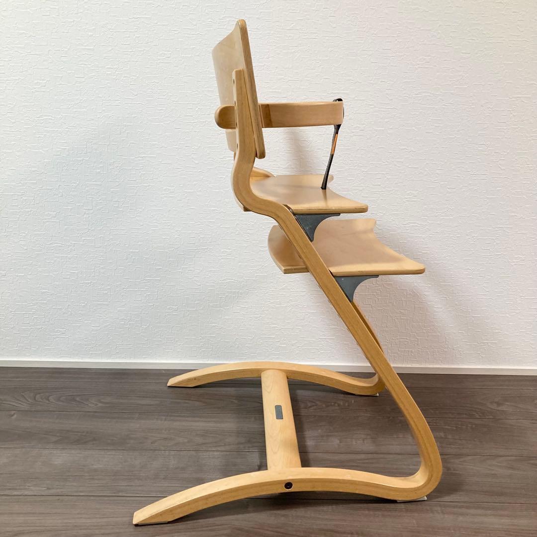 Leander リエンダー　ハイチェア　子供　椅子　チェア　セイフティバー付き