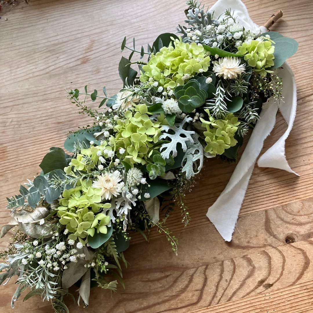 アナベルとユーカリのホワイトグリーンな2Wayガーランド　貝細工　千日紅