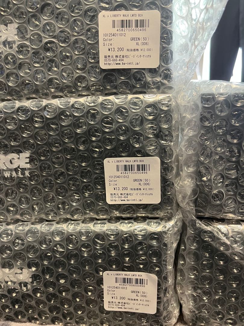 LBWK × XLARGE PREMIUM BOX（ミニカー＆Tシャツ)5セット