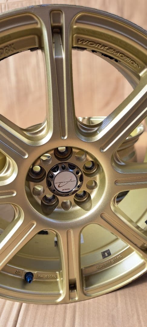 kame様Works Emotion XC8 18インチ4本セット プリウス