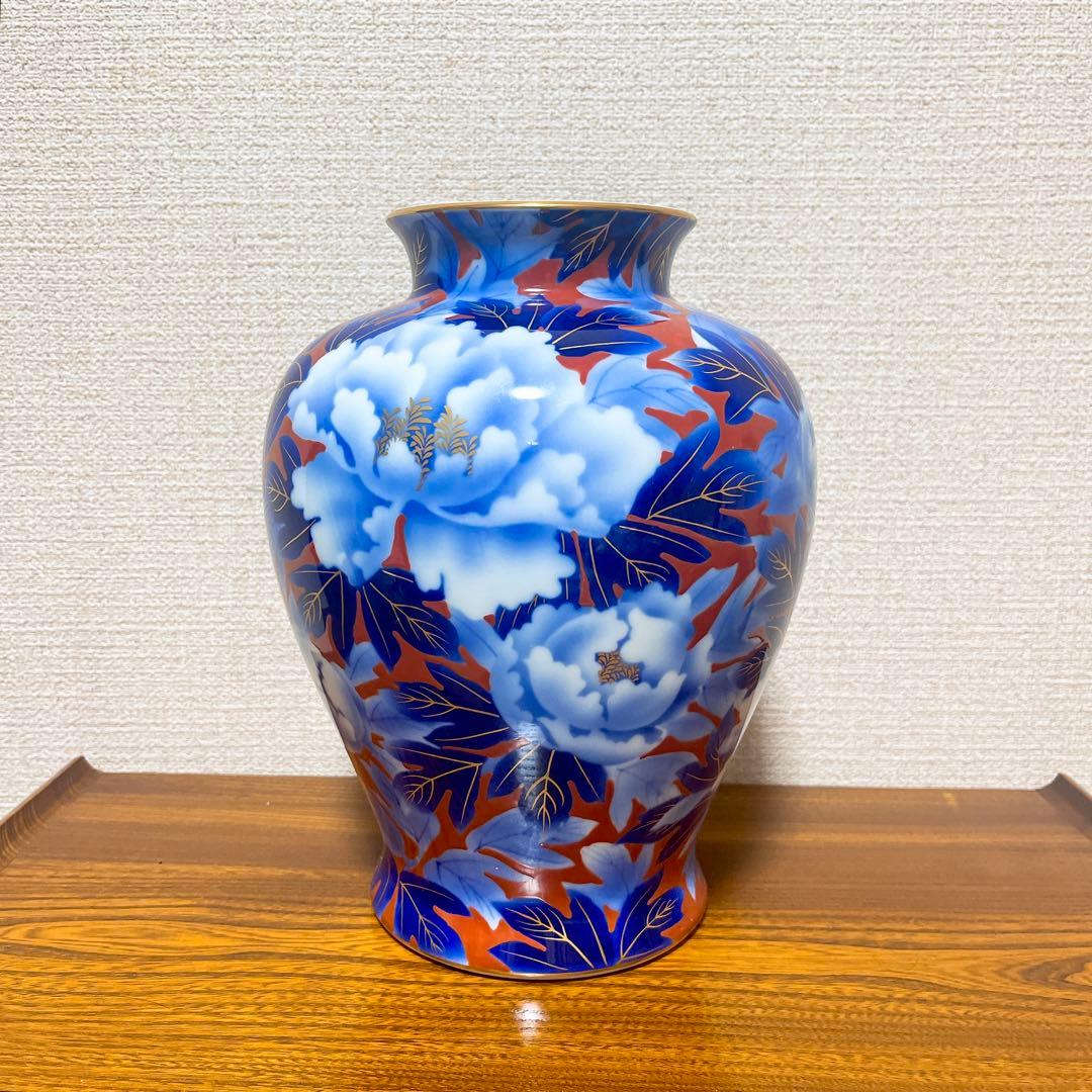 深川製磁 振牡丹外赤 花器　花瓶