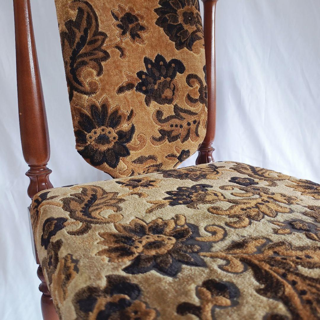 ヴィンテージ 花柄 オリーブ 経年のファブリックが美しい ダイニング チェア