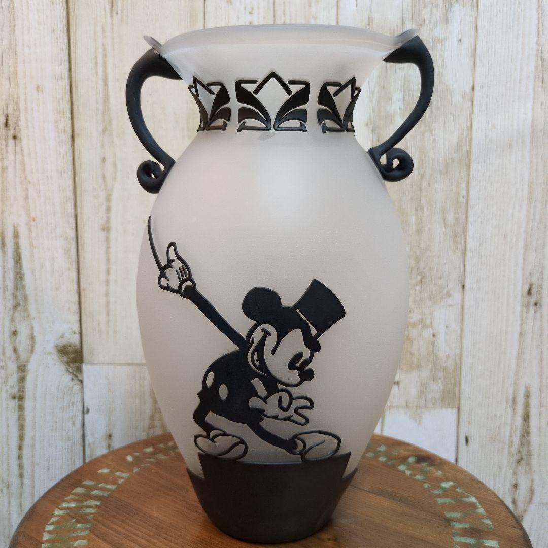 ミッキーマウス 花瓶 ガラス製　限定品