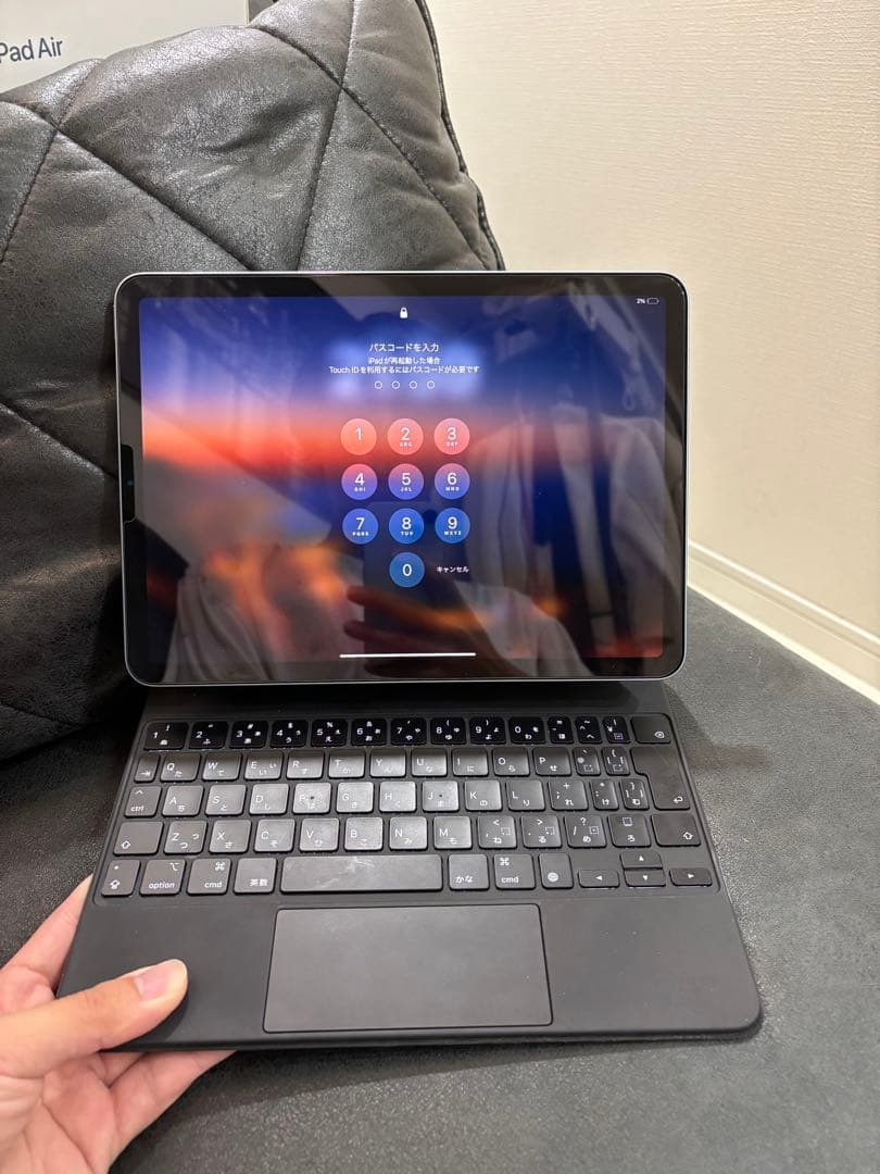 iPadAir 第4世代 64G 【本体＋純正キーボード(箱付き)】