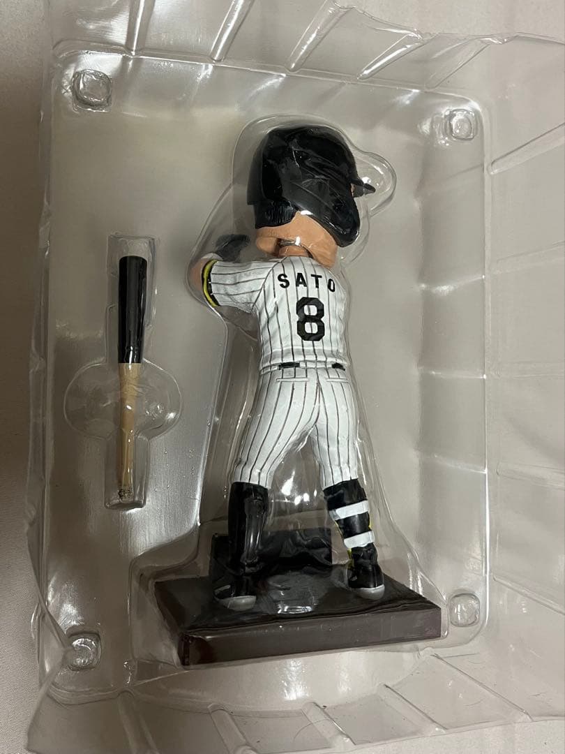 阪神タイガース　ボブルヘッド　佐藤輝明　選手