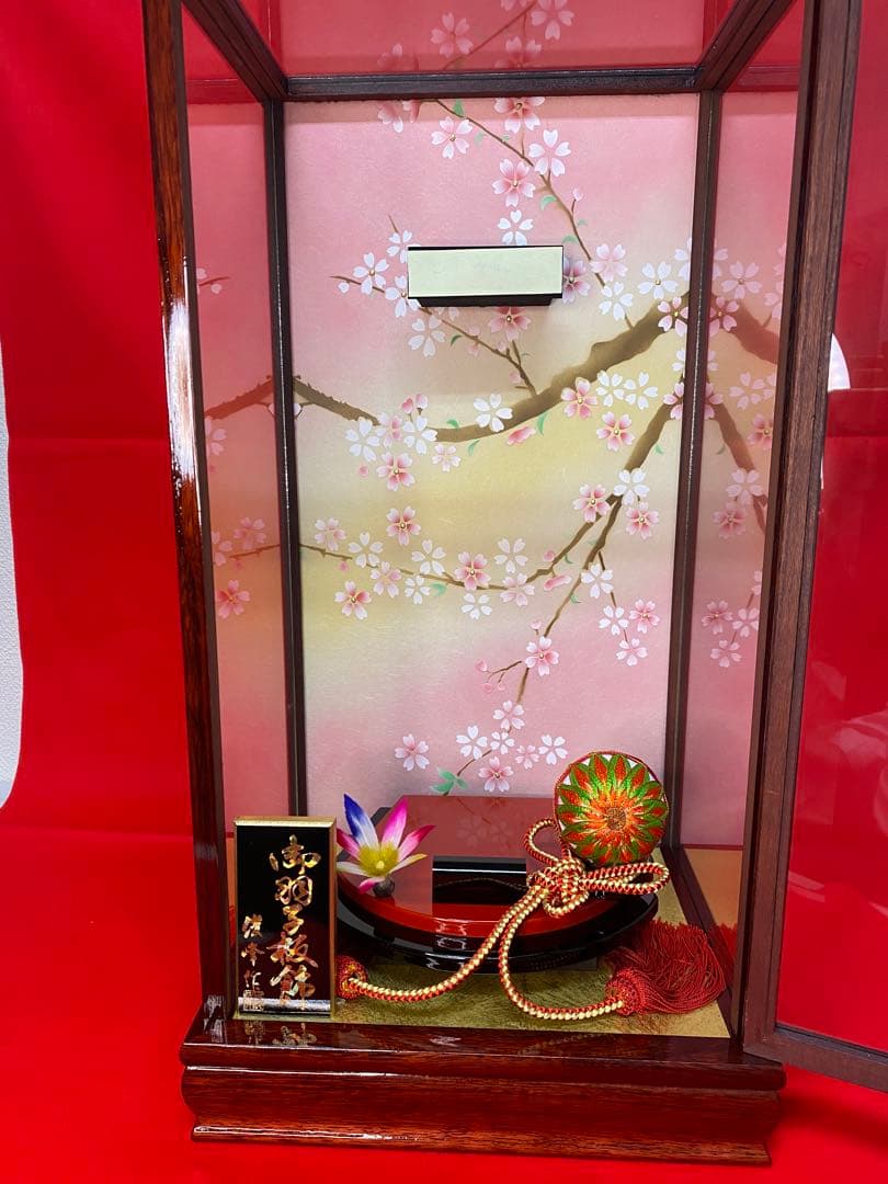 羽子板　立体振袖　ガラスケース１３号・サイズ間口約２９×奥行約２３×高さ約５５㎝