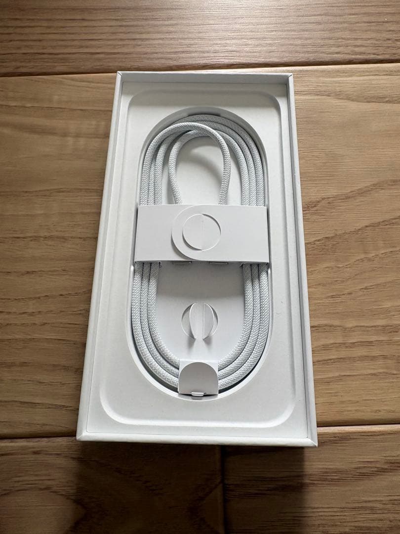 【ユキノ】iPhone16e 256GB