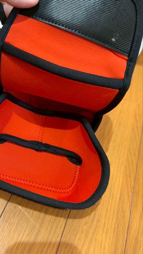 SONY 一眼レフカメラ、三脚、カバー、ショルダーバッグのセット