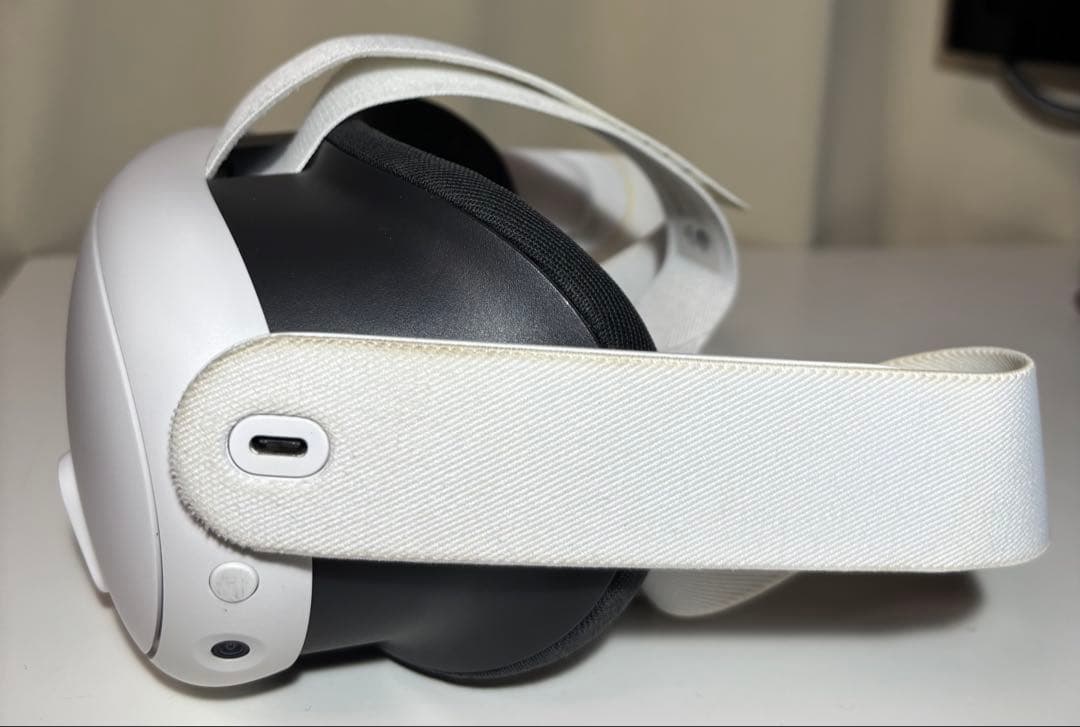 [美品] Quest 3 128GB （別途購入品多数付属）