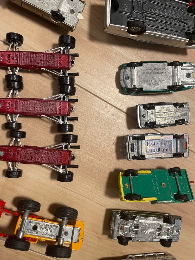 .*.様 MATCHBOX 等　ミニカーセット売り