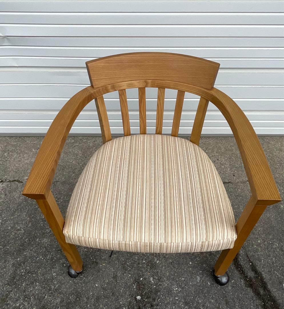 稀少/カリモク家具/ダイニングチェア/アームチェア/椅子/キャスター付き/①