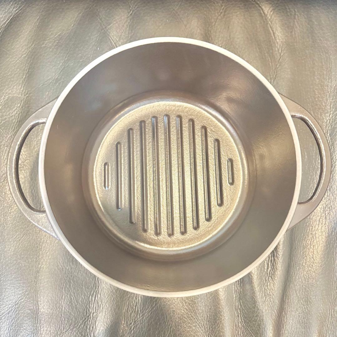 【✨新品未使用✨】バーミュキュラ ホーロー鍋 中型 #22 ブラック鍋つかみ付き