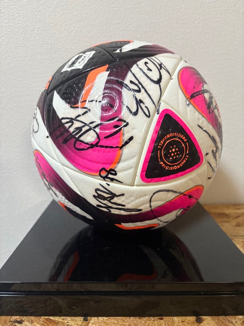 ロアッソ熊本直筆サインボール