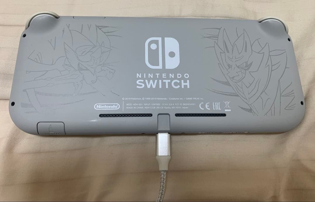 【美品】Nintendo Switch Lite ザシアン・ザマゼンタカラー