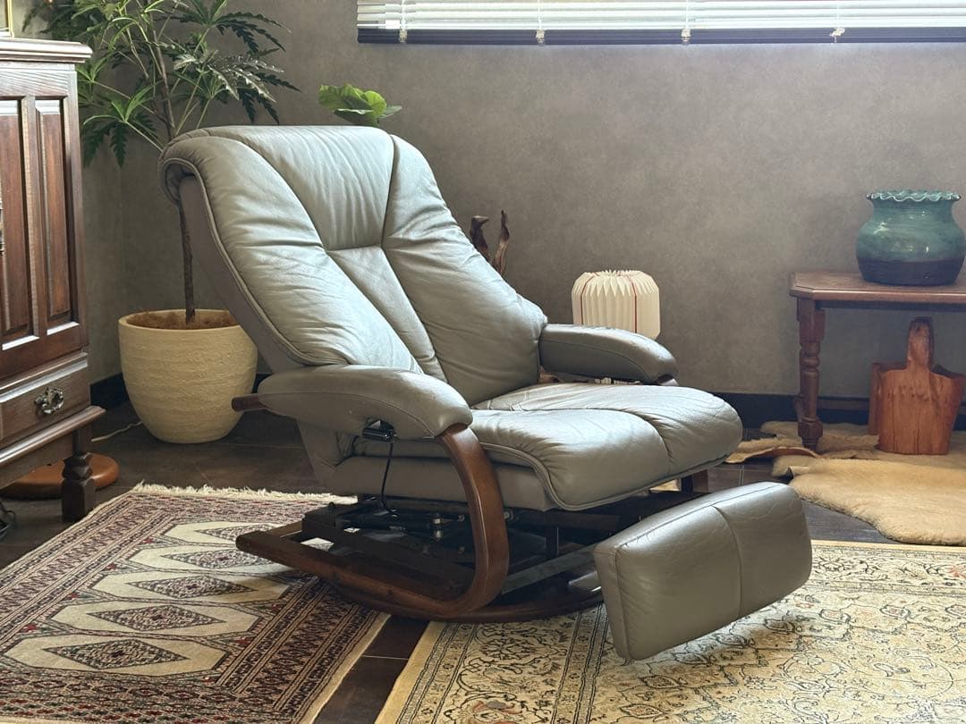 フジファニチア　FUJIFUNITURE パーソナルソファ　本革レザー　YZ