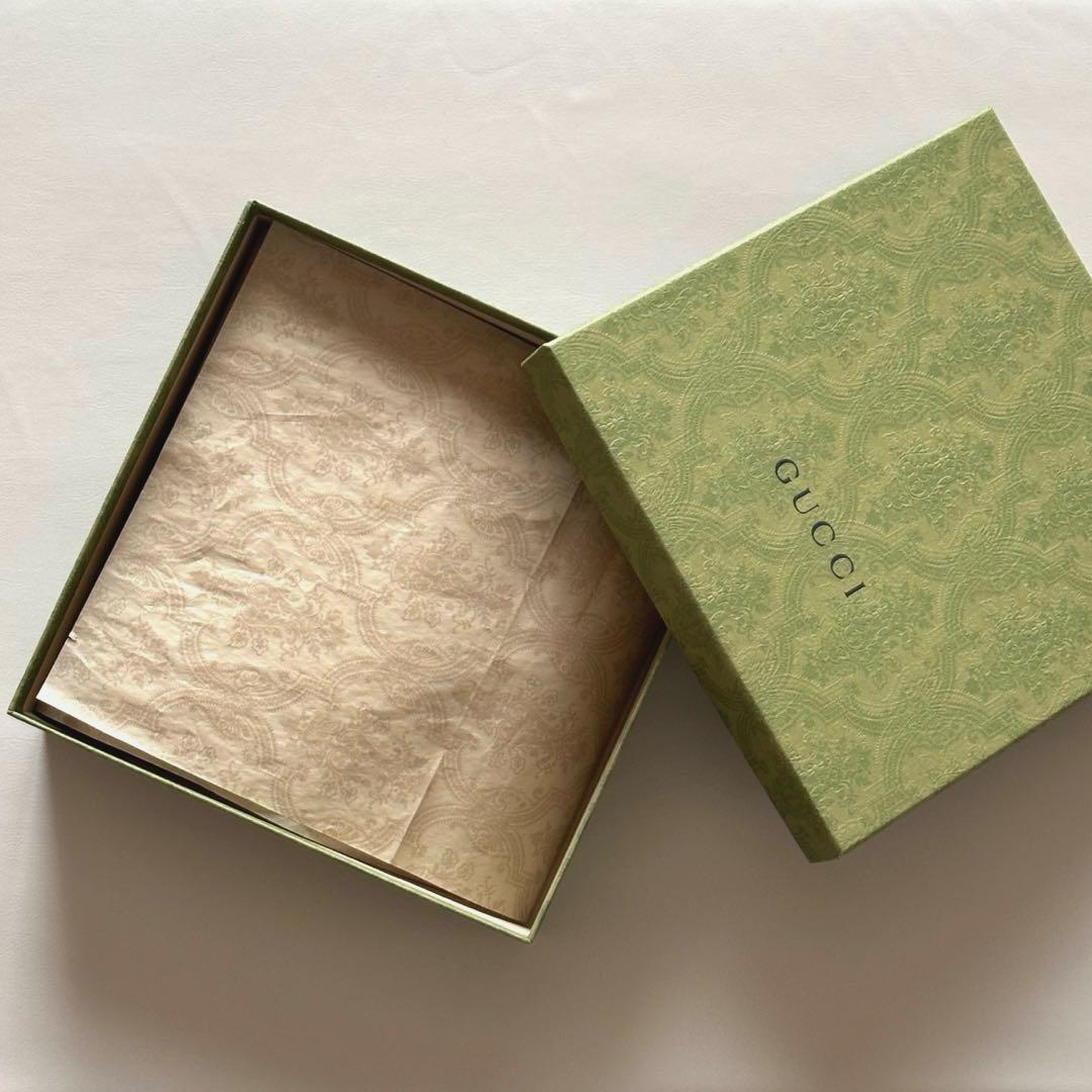 【新品未使用品】 GUCCI ベビー ロンパース スタイ 帽子 セット 出産祝い