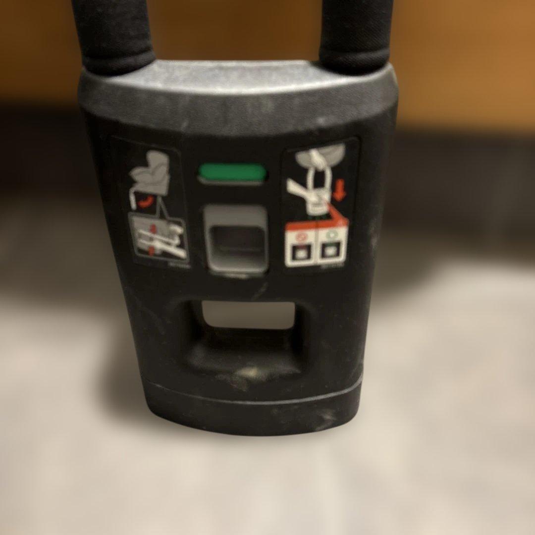 チャイルドシート AILEBEBE KURUTTO 5 Oui