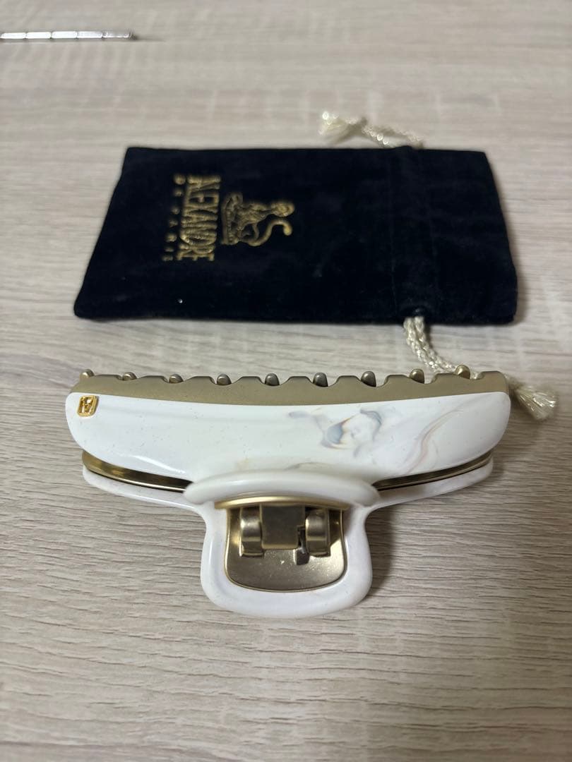 アレクサンドルドゥパリ　ヴァンドームヘアクリップL マーブル