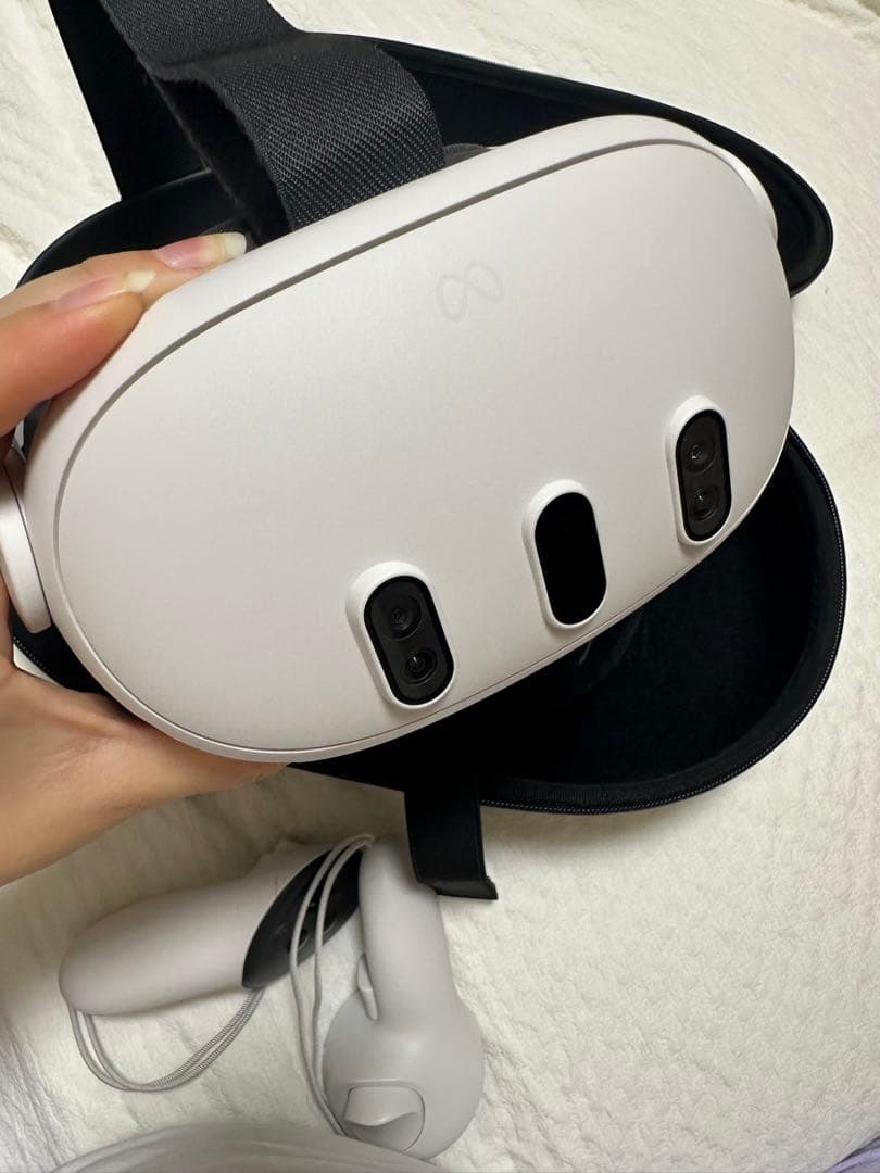  Quest 3 +Elite Strap +専用バッグ　美品・使用少