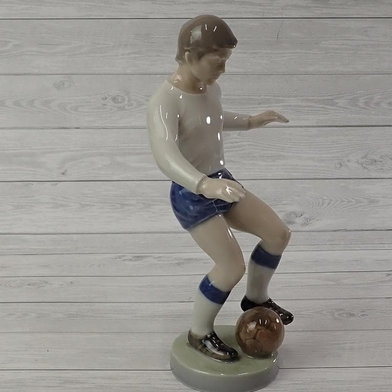 RU-5312　ロイヤルコペンハーゲン　フィギュリン　サッカー20240930