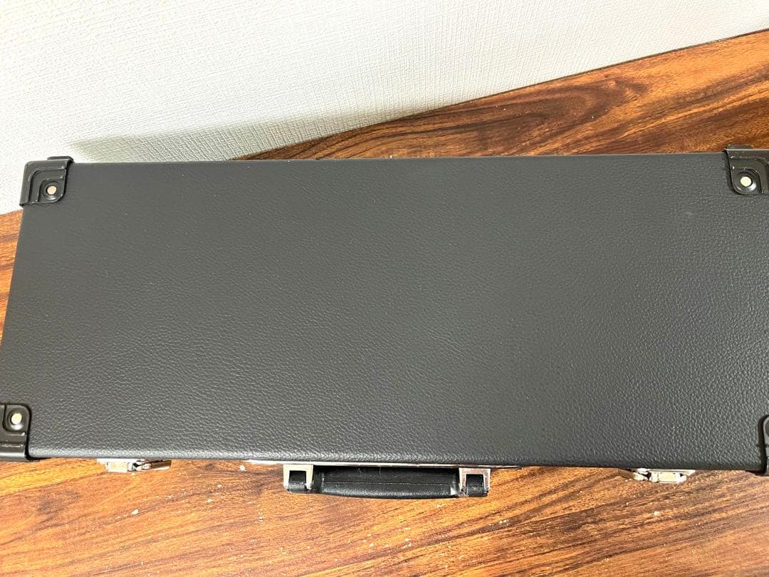 【美品】包丁用アタッシュケース（6本収納・鍵なし）と和包丁3本セット