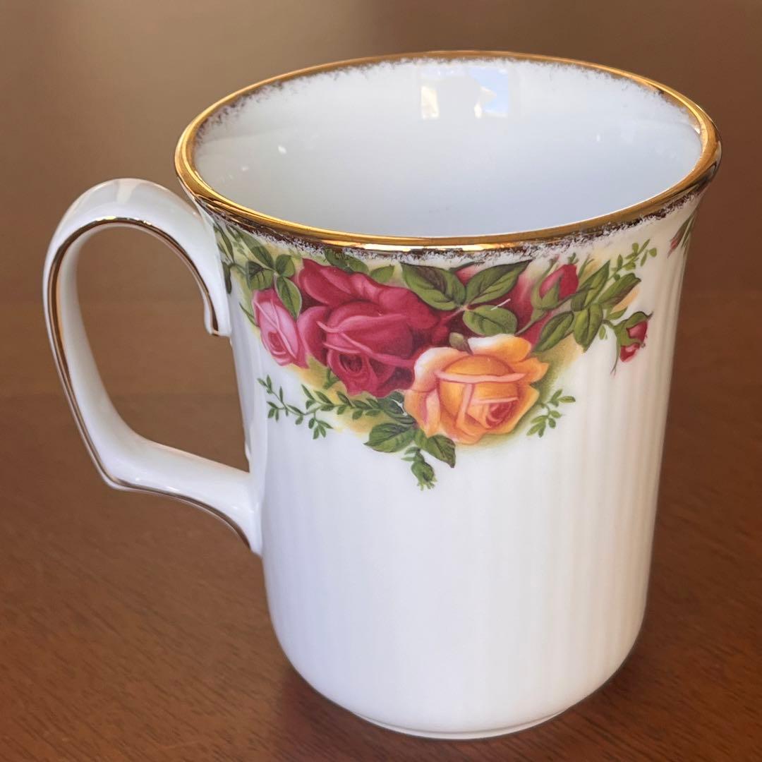 【英国ビンテージ】ロイヤルアルバート★オールドカントリーローズ★トリオ➕ワン