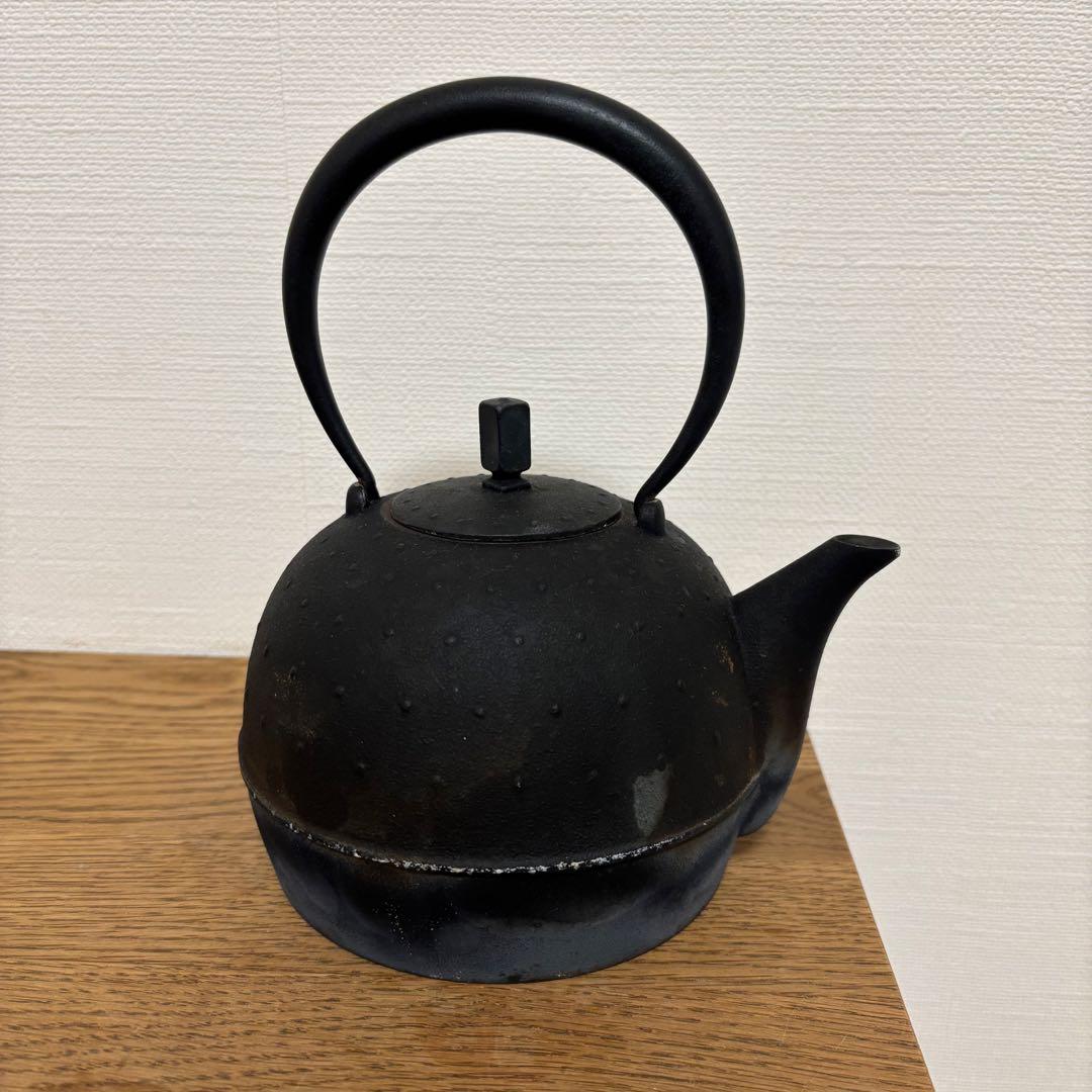 空間鋳造　1ℓ 鉄瓶　入手困難品