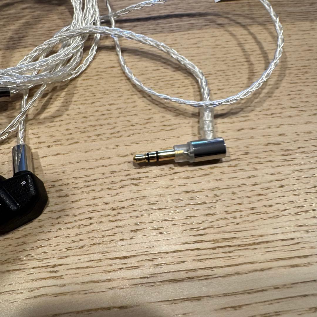 明日まで値下　final A5000 ブラック 有線イヤホン