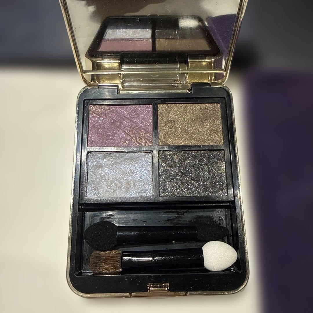 クレ・ド・ポー ボーテ オンブルクルールクアドリ　505 アイシャドウ