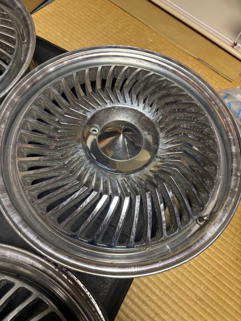 カービング17インチ 4本 クラウン ネオクラシック ！