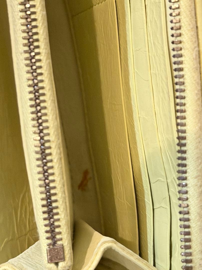 BOTTEGA VENETA 長財布 カセット ラウンドジップ ボッテガ