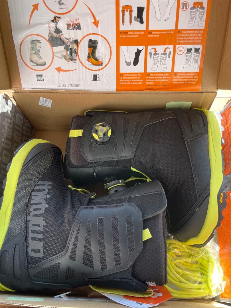 【新品】Thirtytwoレディース　スノーボードブーツ　23.5cm