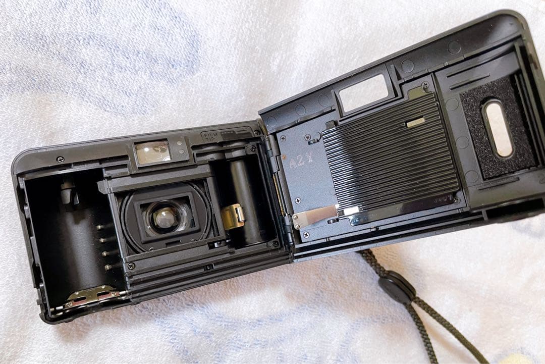 Konica Big Mini BM-301 フィルムカメラ 電池 フィルムつき