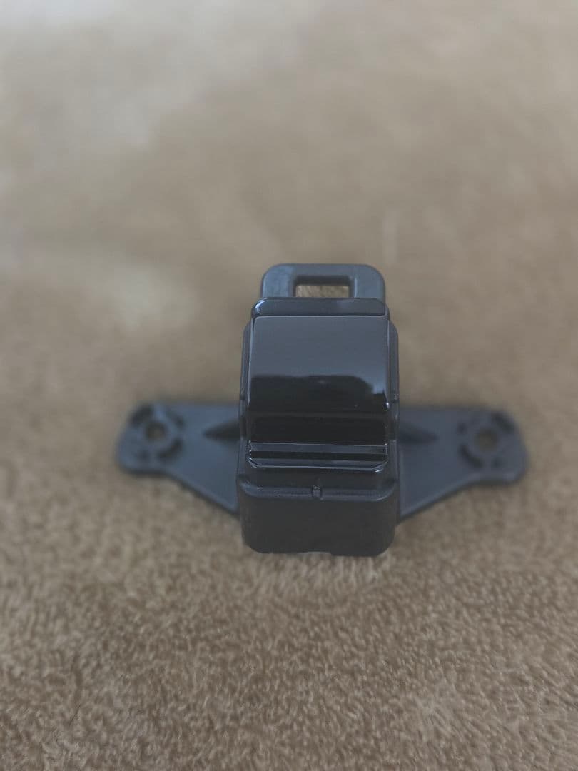 SUBARU　FORESTER　フロントグリル ブラック 取り付け用ネジ付き